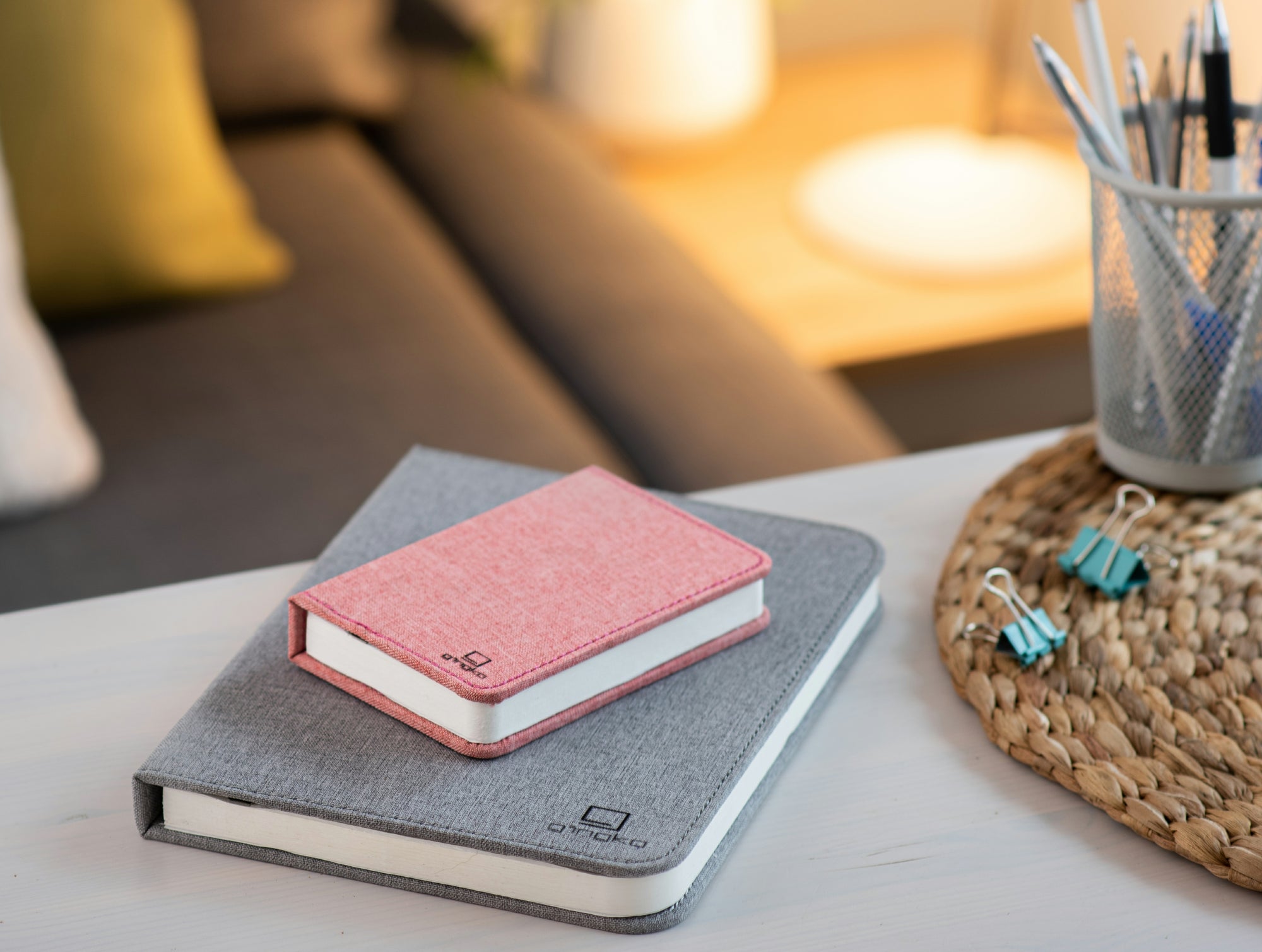 Ging-Ko Mini Fabric Smart Book Light - Blush Pink